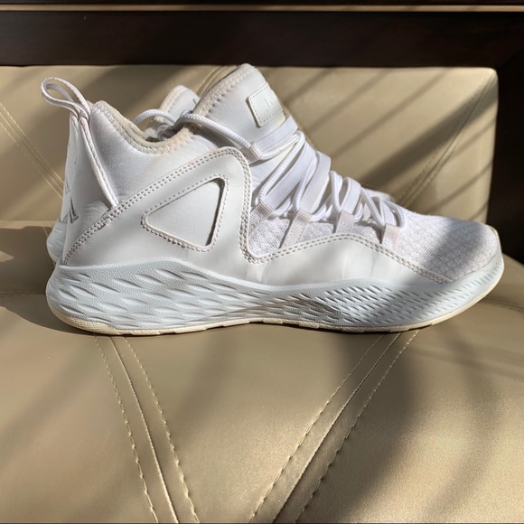 Jordan Shoes - Jordan Formula 23 Light Bone